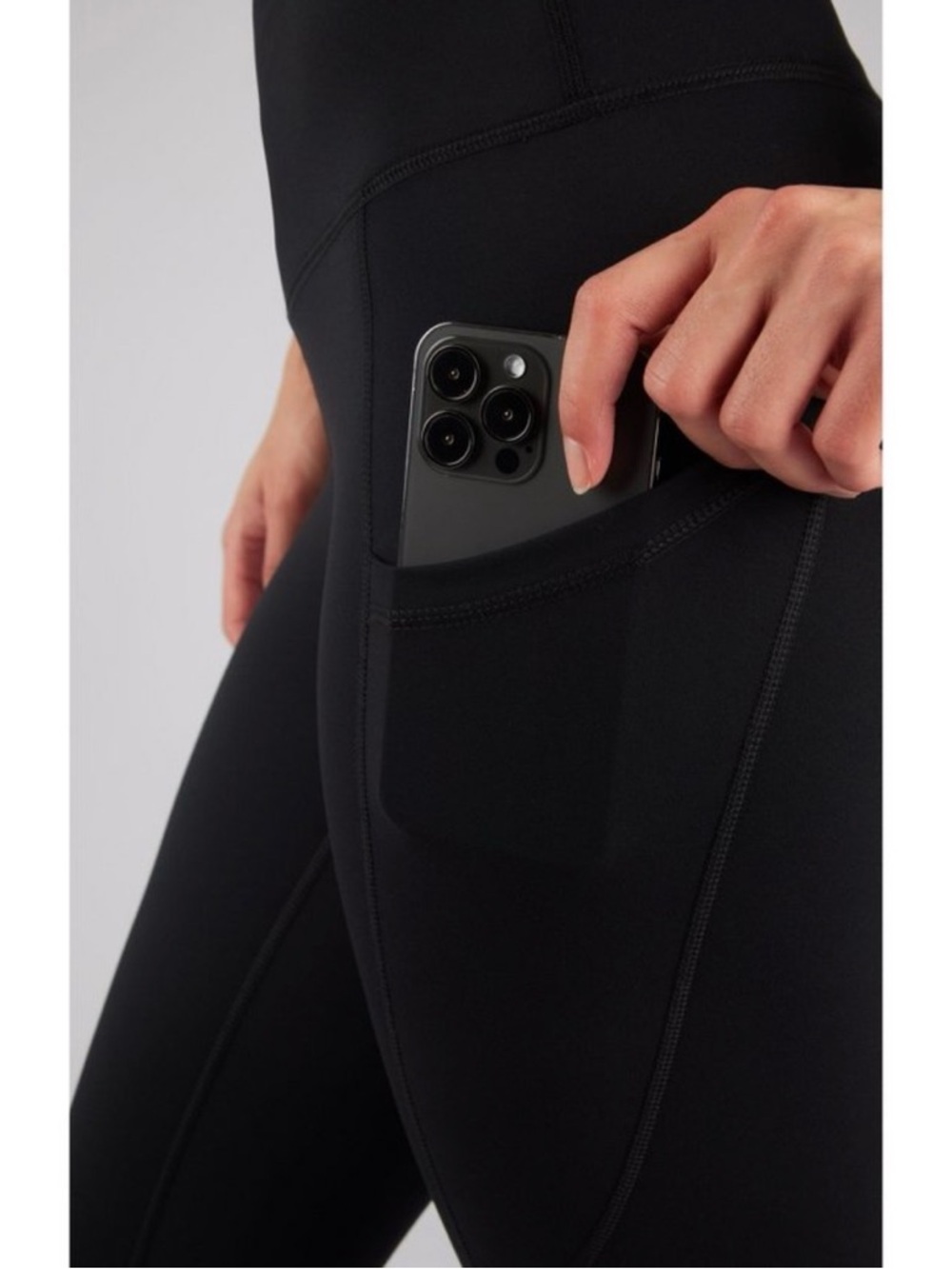 Yogalicious Lux Lenox Pocket Crop Tight Leggings - Picture 4 of 16